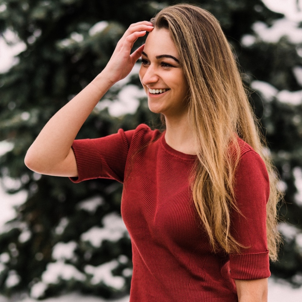 Meet your Posher, Olivia